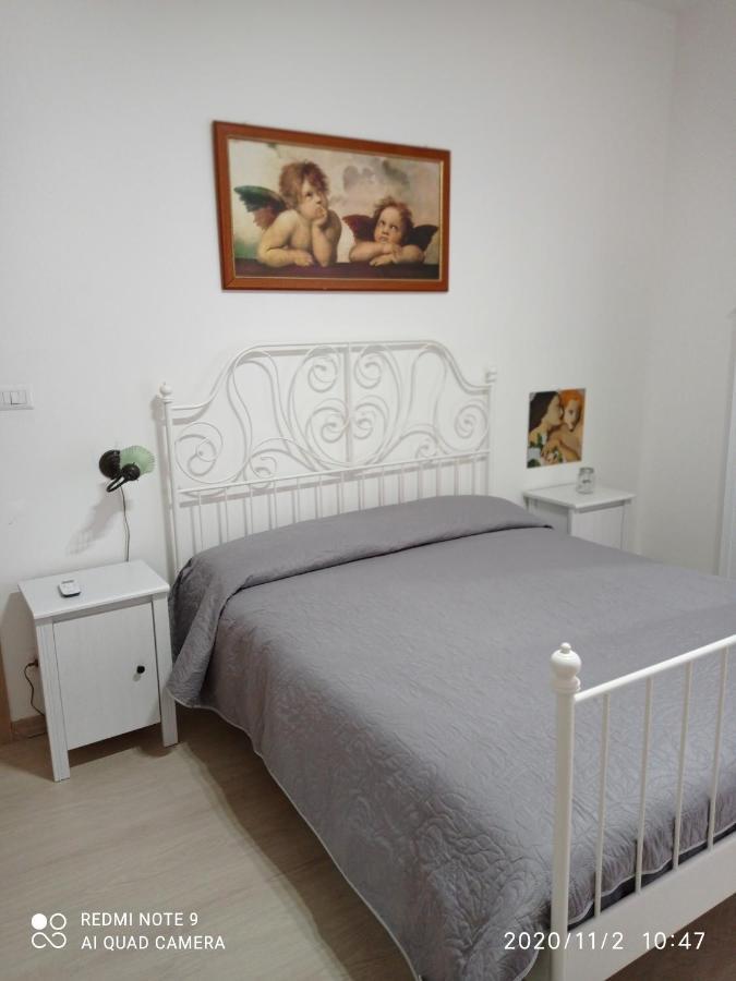 Giordiehouse2 Appartement Latina Buitenkant foto